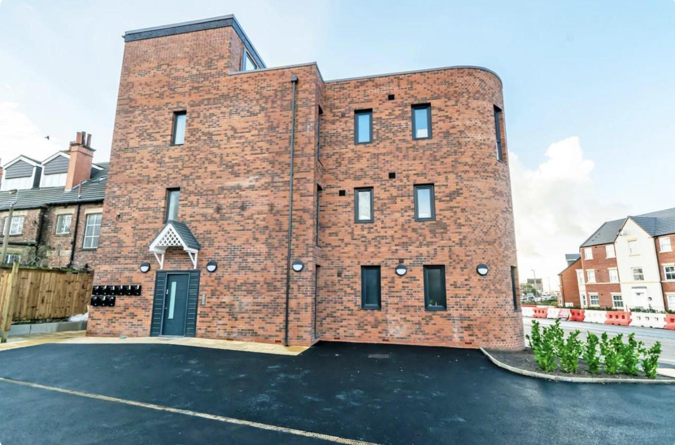Opp Liverpool - Perfect For Contractors And Travellers, Big Savings Booking 4 Nights Or More! Apartment ภายนอก รูปภาพ