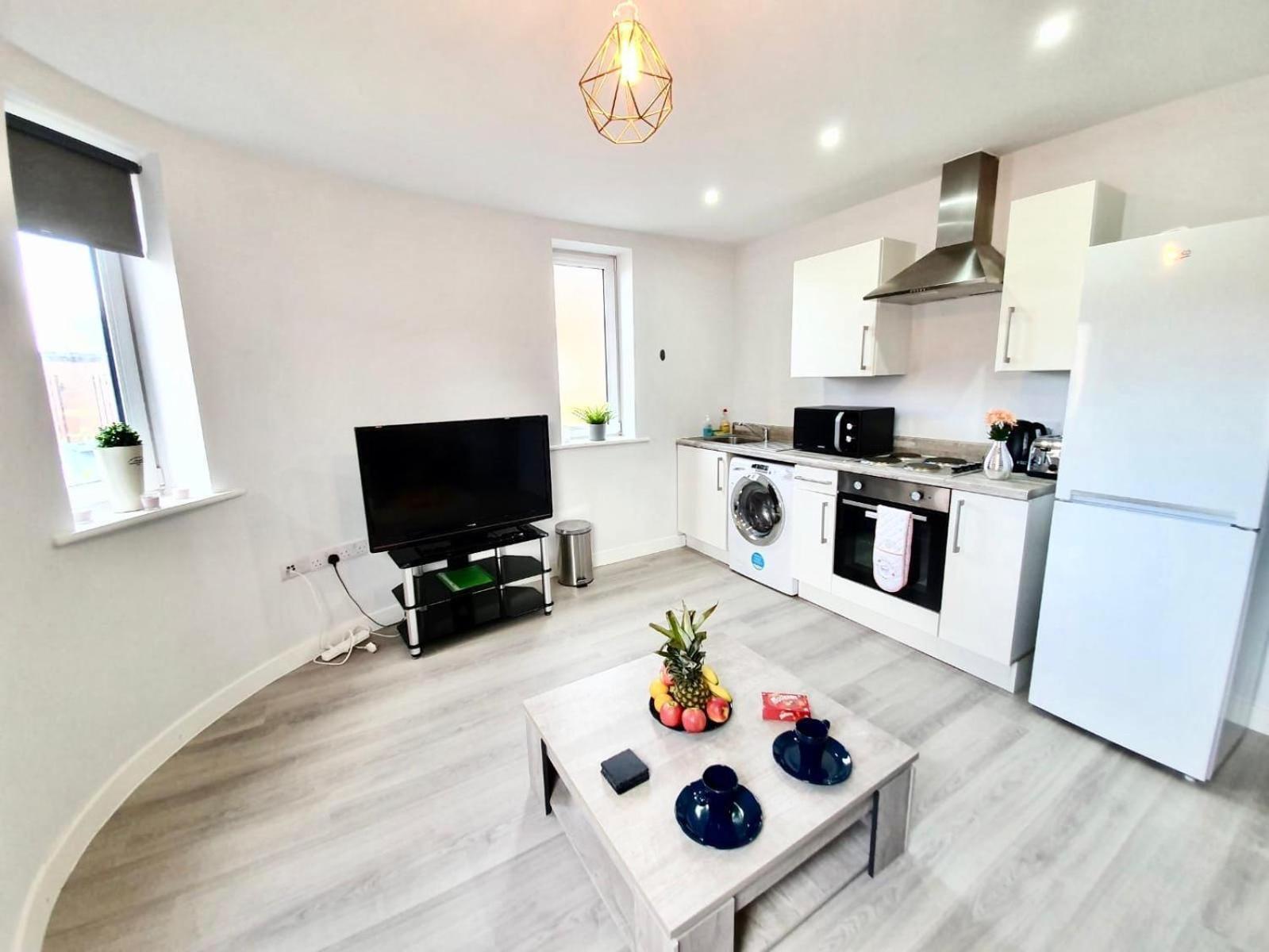 Opp Liverpool - Perfect For Contractors And Travellers, Big Savings Booking 4 Nights Or More! Apartment ห้อง รูปภาพ