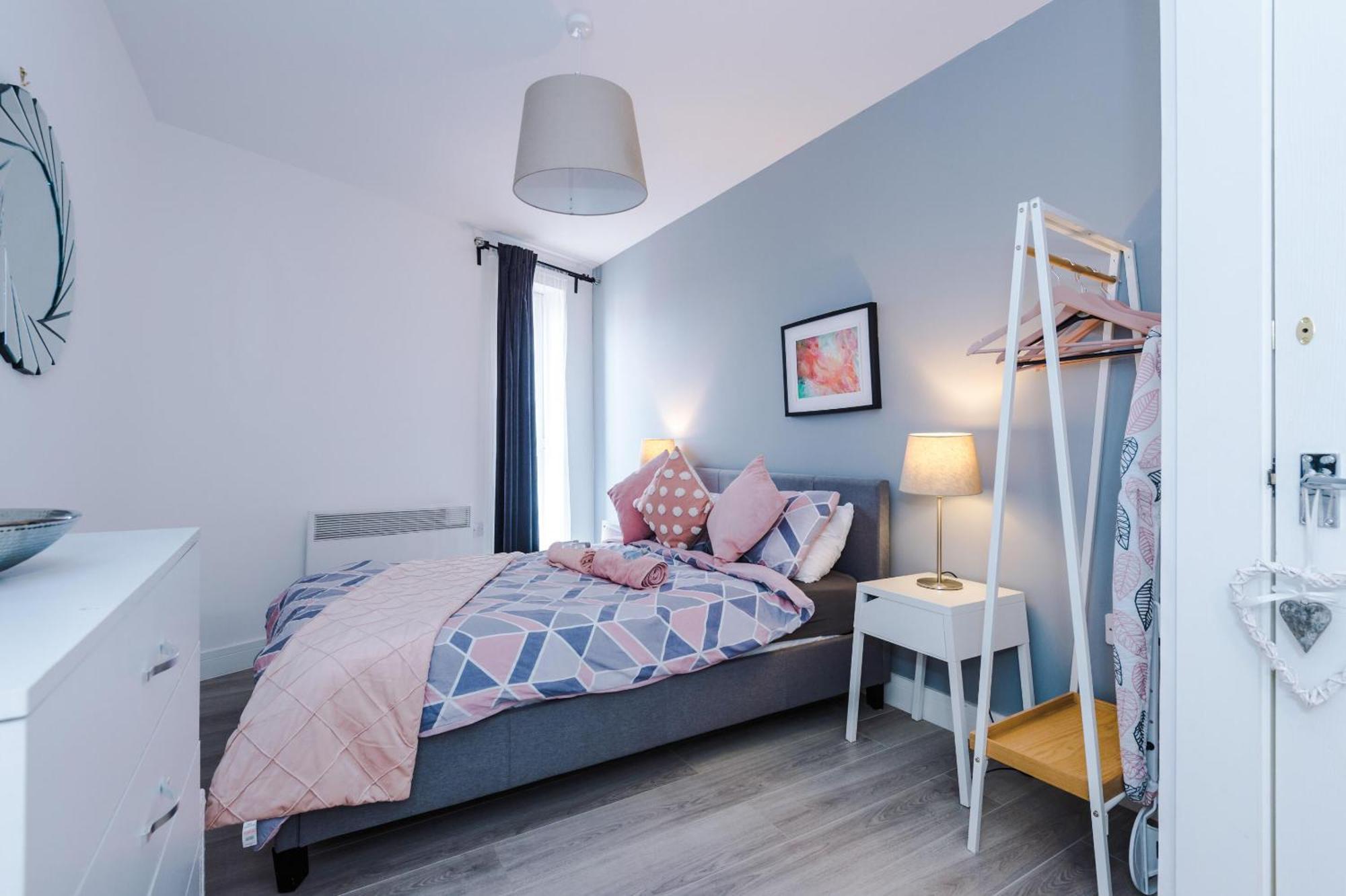 Opp Liverpool - Perfect For Contractors And Travellers, Big Savings Booking 4 Nights Or More! Apartment ห้อง รูปภาพ